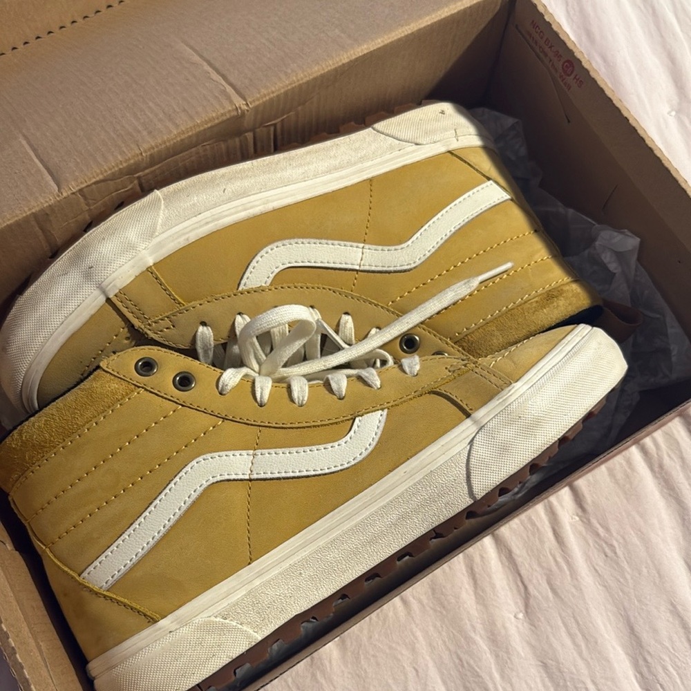 Vans High Top Sk8hi (insulated all weather shoes/boots)